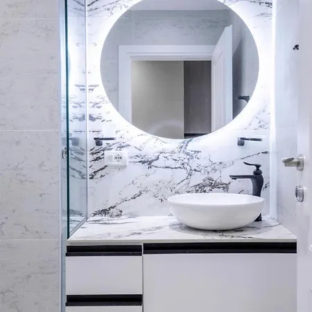 Sweet Apartment *